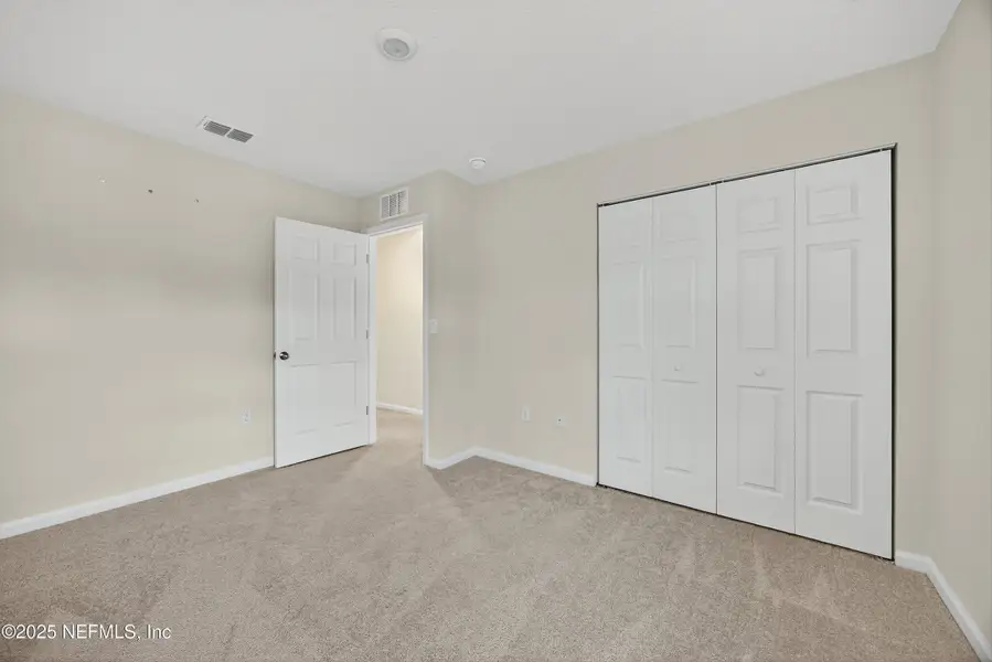 Spacious, unfurnished interior of a new home in , St. Augustine (Image 12).