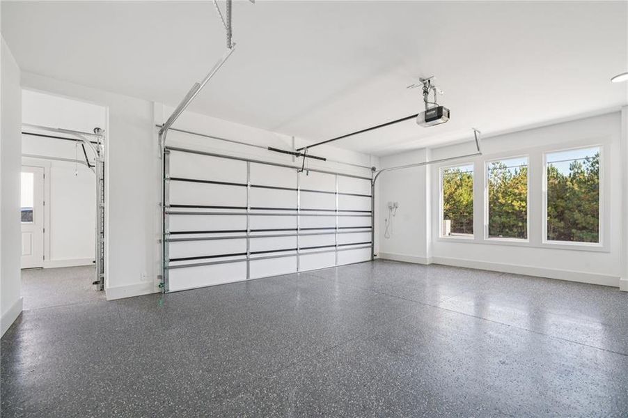 Spacious, unfurnished interior of a new home in , Dacula (Image 49).