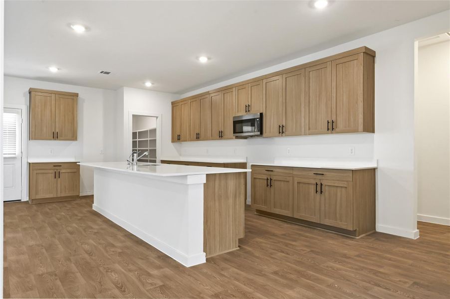 Furnished interior view inside a new home in Blue Heron Estates, Beasley (Image 7).
