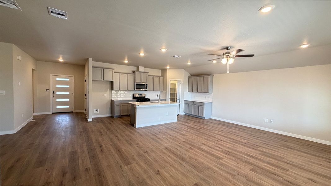 Spacious, unfurnished interior of a new home in The Lakes Northwest, Robstown (Image 13).
