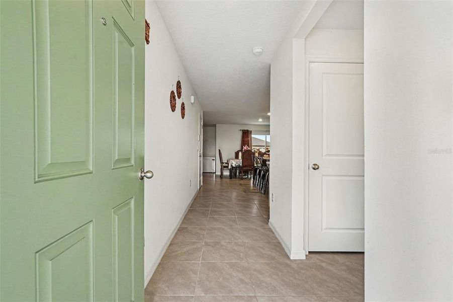 Spacious, unfurnished interior of a new home in , Plant City (Image 23). Spacious, unfurnished interior of a new home in , Plant City (Image 23).