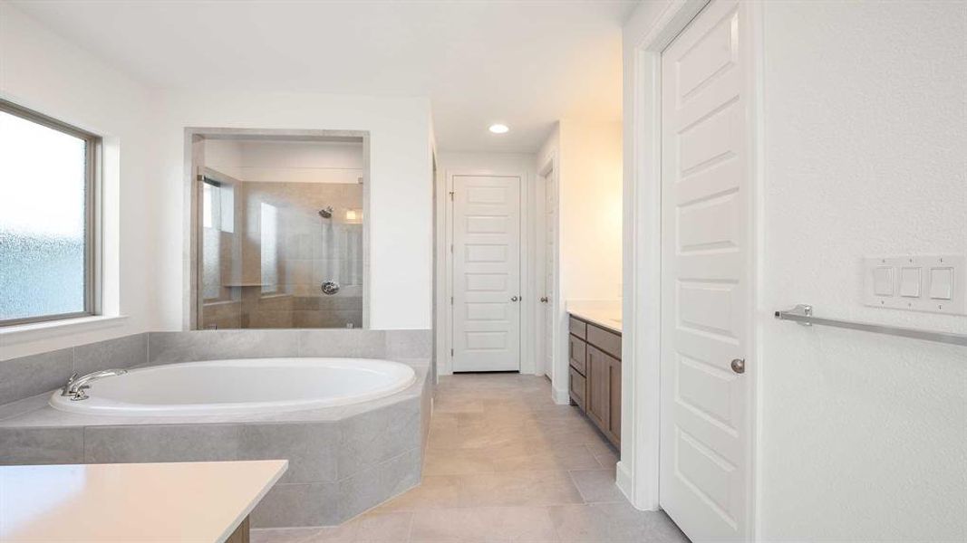 Furnished interior view inside a new home in Devonshire, Forney (Image 8).