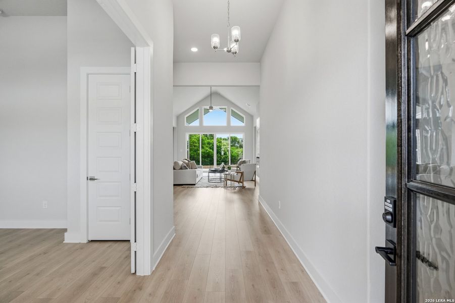 Furnished interior view inside a new home in Potranco Oaks, Castroville (Image 7).