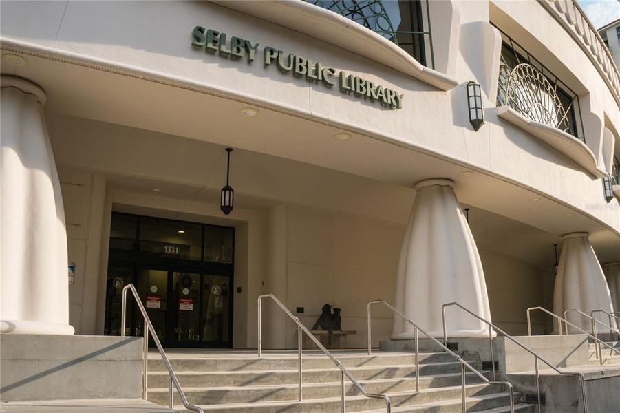 Image 44 of a home in .