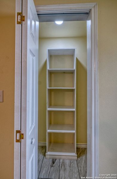 Image 25 of a home in .