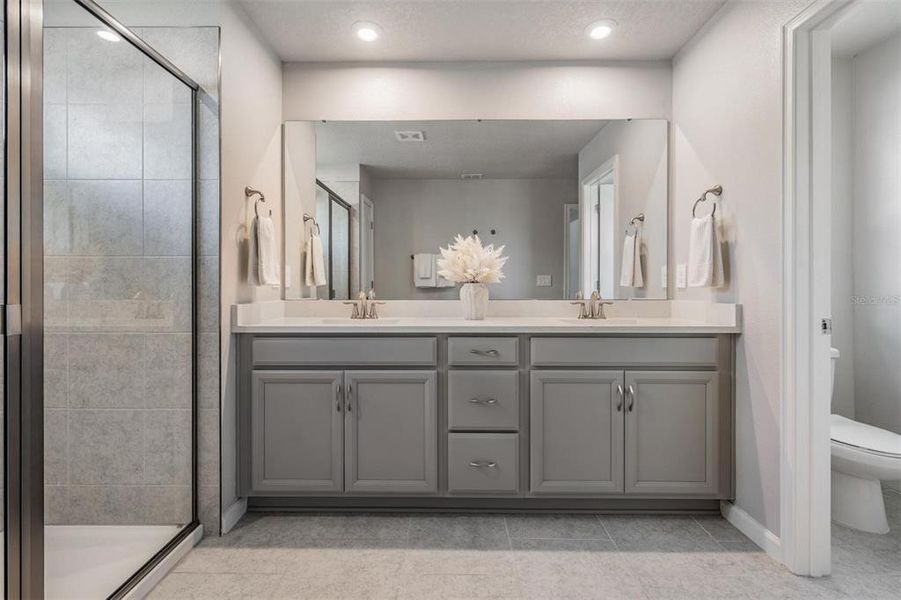 Furnished interior view inside a new home in , Lutz (Image 18).