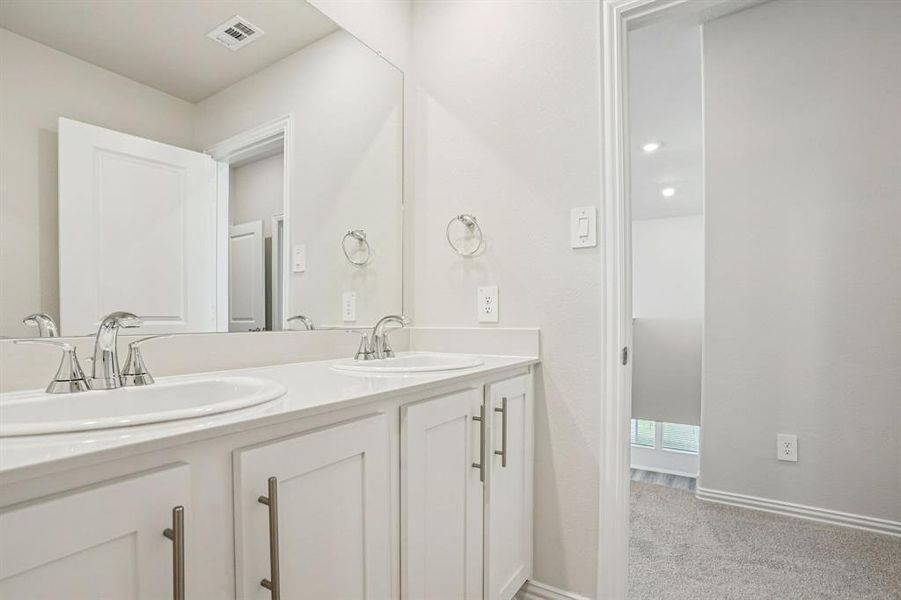 Photo is not of the actual home, but is an inspirational photo of builder’s model home and may depict options, furnishings, and/or decorator features that are not included. Photo is not of the actual home, but is an inspirational photo of builder’s model home and may depict options, furnishings, and/or decorator features that are not included.