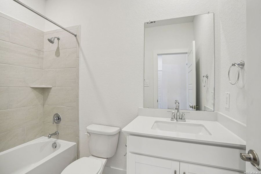 Furnished interior view inside a new home in Carmel Ranch, Schertz (Image 13).