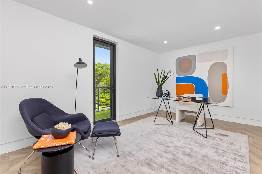 Furnished interior view inside a new home in , Pinecrest (Image 44).