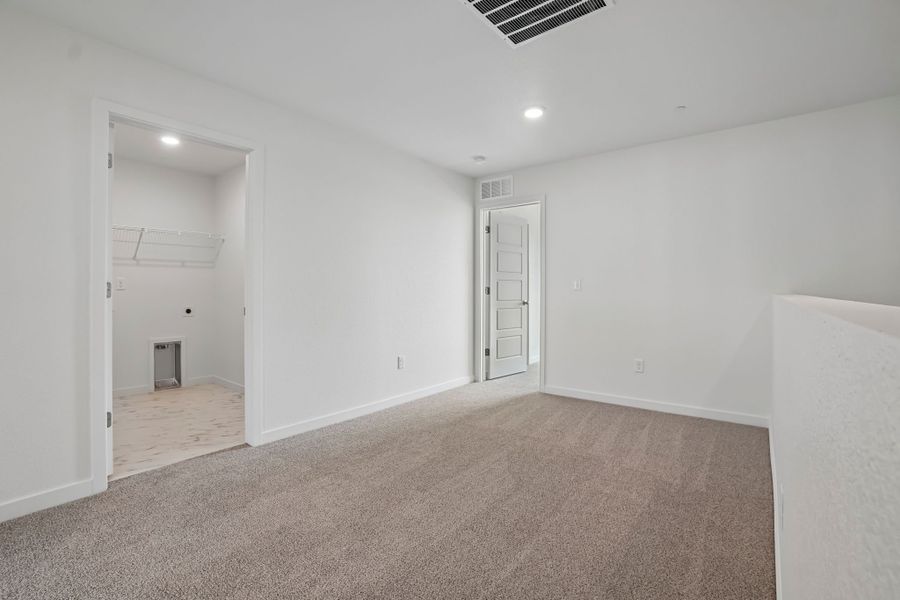 Spacious, unfurnished interior of a new home in Liberty Draw, Evans (Image 29).