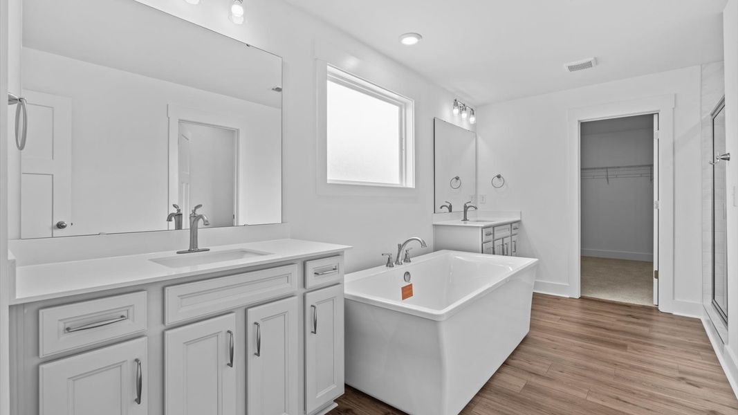 Furnished interior view inside a new home in Wells Crossing, Seneca (Image 25).