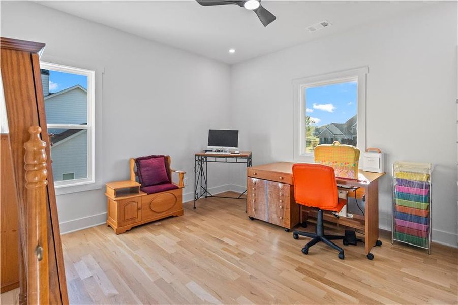 Furnished interior view inside a new home in , Clermont (Image 31). Furnished interior view inside a new home in , Clermont (Image 31).