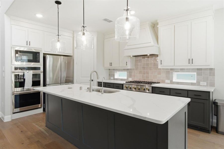 Furnished interior view inside a new home in , Copper Canyon (Image 37).