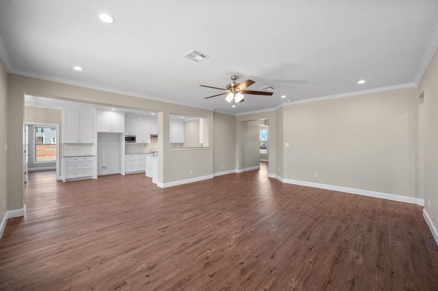 Spacious, unfurnished interior of a new home in , Corsicana (Image 22). Spacious, unfurnished interior of a new home in , Corsicana (Image 22).
