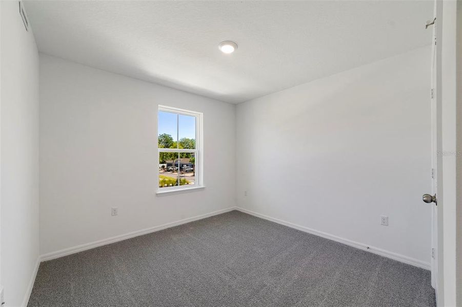 Spacious, unfurnished interior of a new home in Aulin Square, Oviedo (Image 25). Spacious, unfurnished interior of a new home in Aulin Square, Oviedo (Image 25).