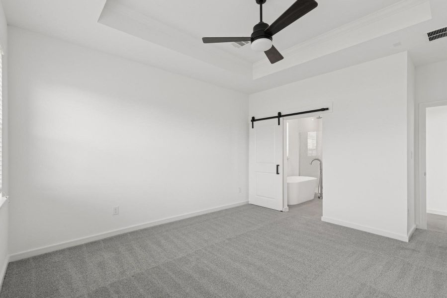 Private primary suite (*Photo not of actual home and used for illustration purposes only.)