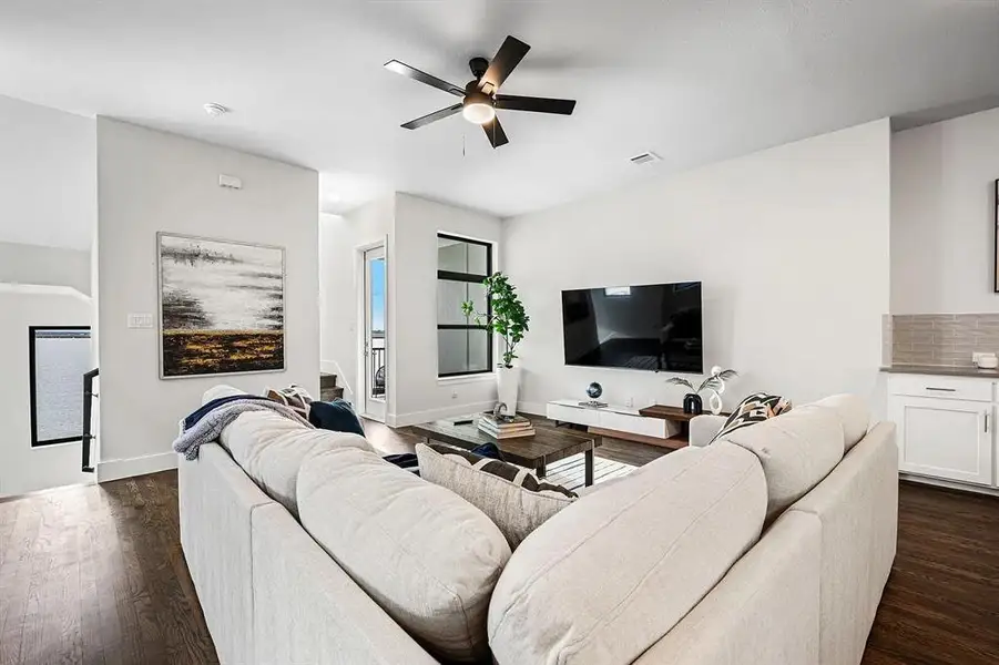 Furnished interior view inside a new home in , Rowlett (Image 5).