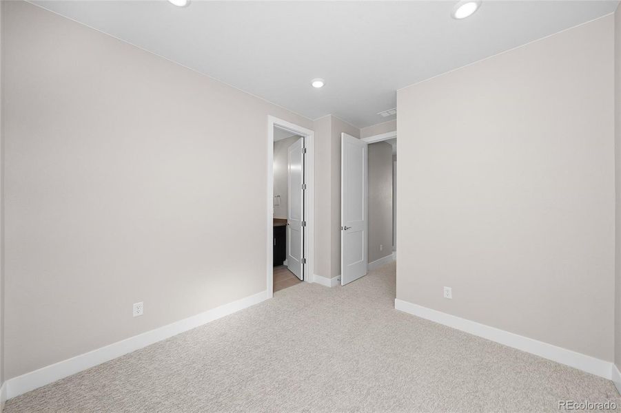 Spacious, unfurnished interior of a new home in , Littleton (Image 19).