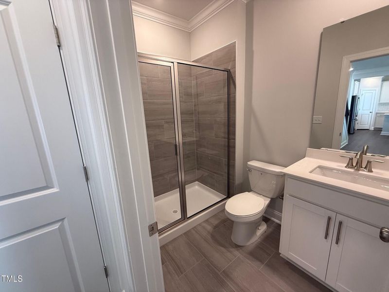 35 1st floor bath II