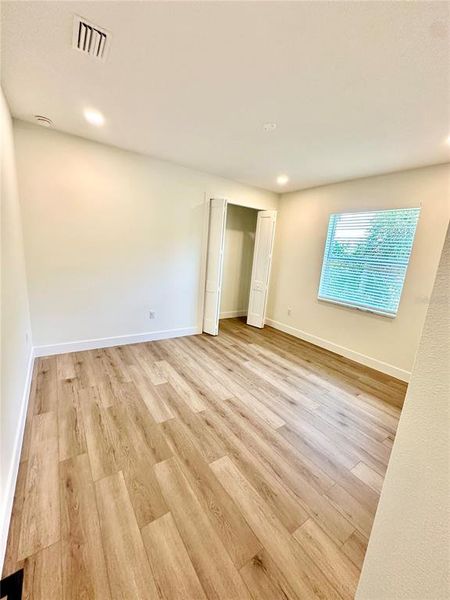 Spacious, unfurnished interior of a new home in , Rotonda West (Image 16).