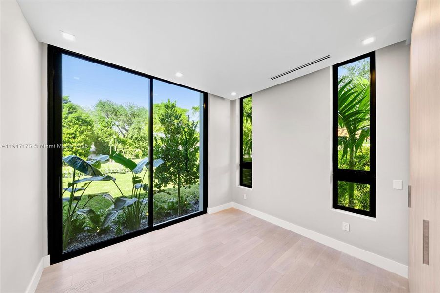 Spacious, unfurnished interior of a new home in , Biscayne Park (Image 27). Spacious, unfurnished interior of a new home in , Biscayne Park (Image 27).