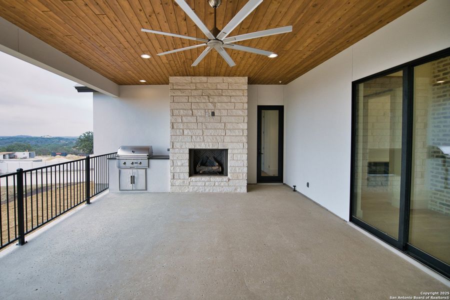 Image 28 of a home in . Image 28 of a home in .