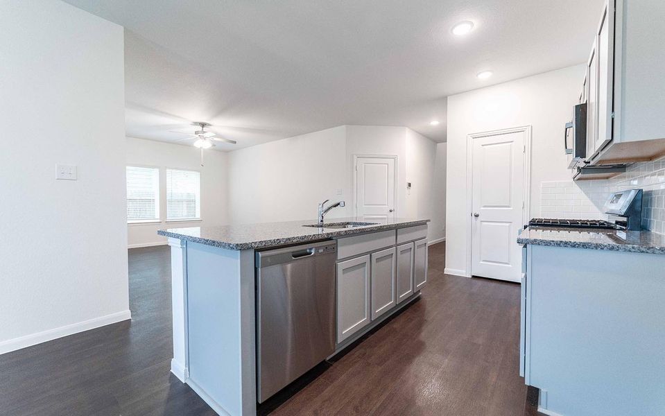 Furnished interior view inside a new home in Lago Mar, Texas City (Image 2). Furnished interior view inside a new home in Lago Mar, Texas City (Image 2).