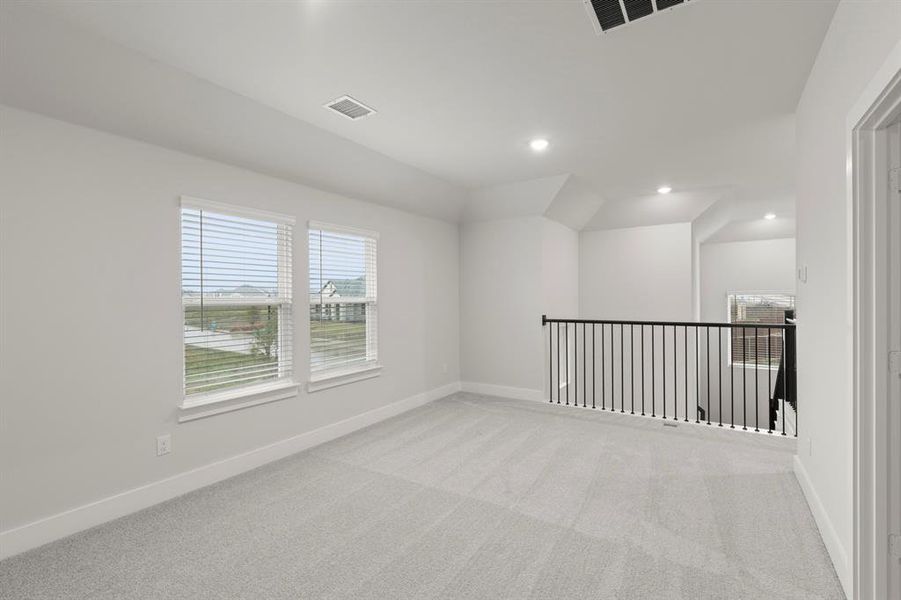 22. 1909 Sapphire - Game