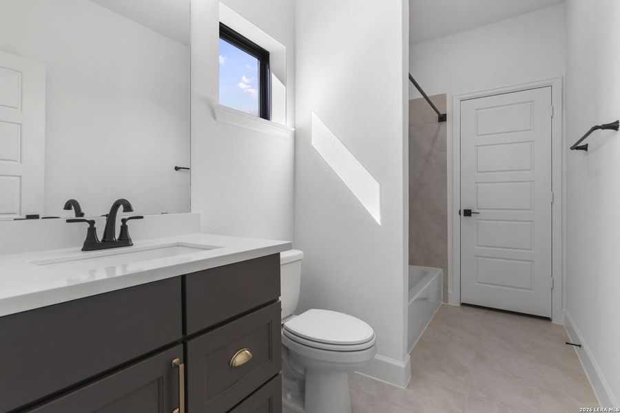 Furnished interior view inside a new home in Esperanza, Boerne (Image 14).