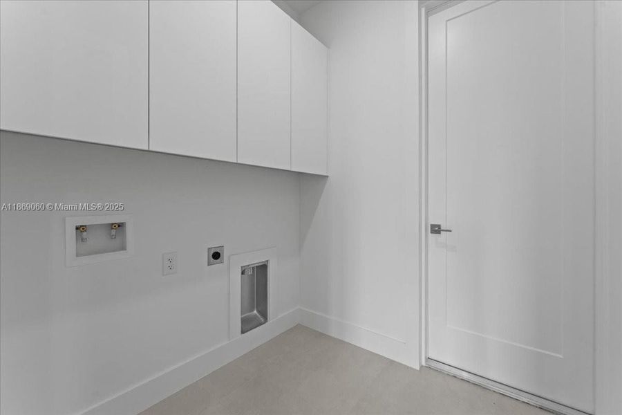 Image 27 of a home in . Image 27 of a home in .