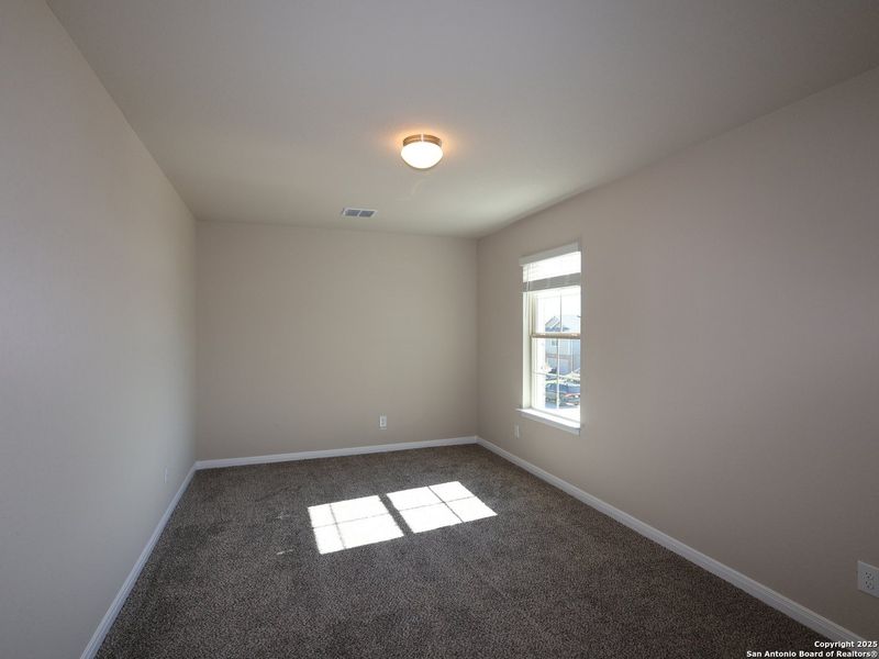 Spacious, unfurnished interior of a new home in Park Place, New Braunfels (Image 27). Spacious, unfurnished interior of a new home in Park Place, New Braunfels (Image 27).