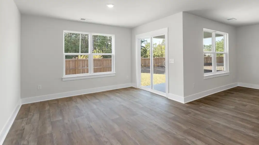 Spacious, unfurnished interior of a new home in Cedar Hill Landing, Navassa (Image 14).