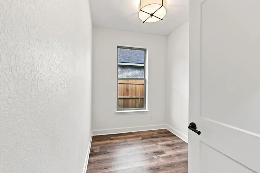 Spacious, unfurnished interior of a new home in , Bryan (Image 10).