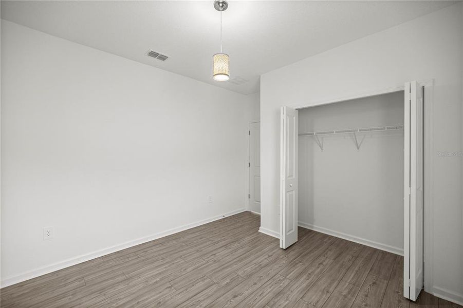 Spacious, unfurnished interior of a new home in , Ocala (Image 17).
