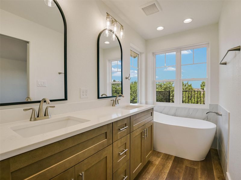 Furnished interior view inside a new home in , Wimberley (Image 9).