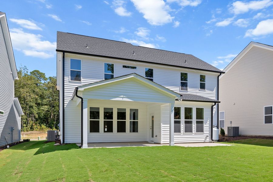 Representative exterior details of a home built from the The Whitley by RobuckHomes in Kennebec Crossing, Angier (Image 66). Representative exterior details of a home built from the The Whitley by RobuckHomes in Kennebec Crossing, Angier (Image 66).