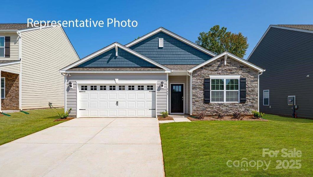 Front exterior of a new home in Brinkley Ridge, Kings Mountain, NC, highlighting curb appeal (Image 1).