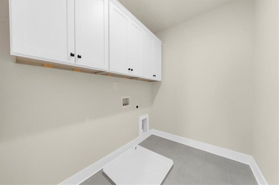 Spacious, unfurnished interior of a new home in , Flowery Branch (Image 23).