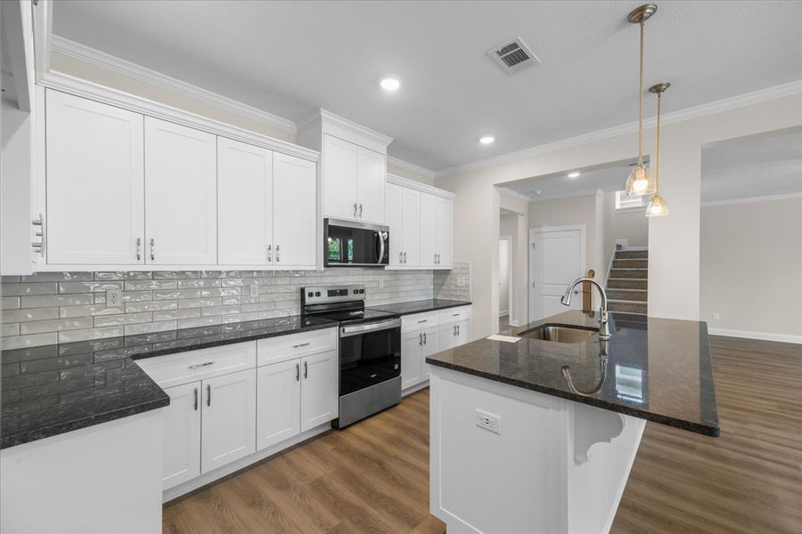 Furnished interior view inside a new home in Tillery Park, Grovetown (Image 9).