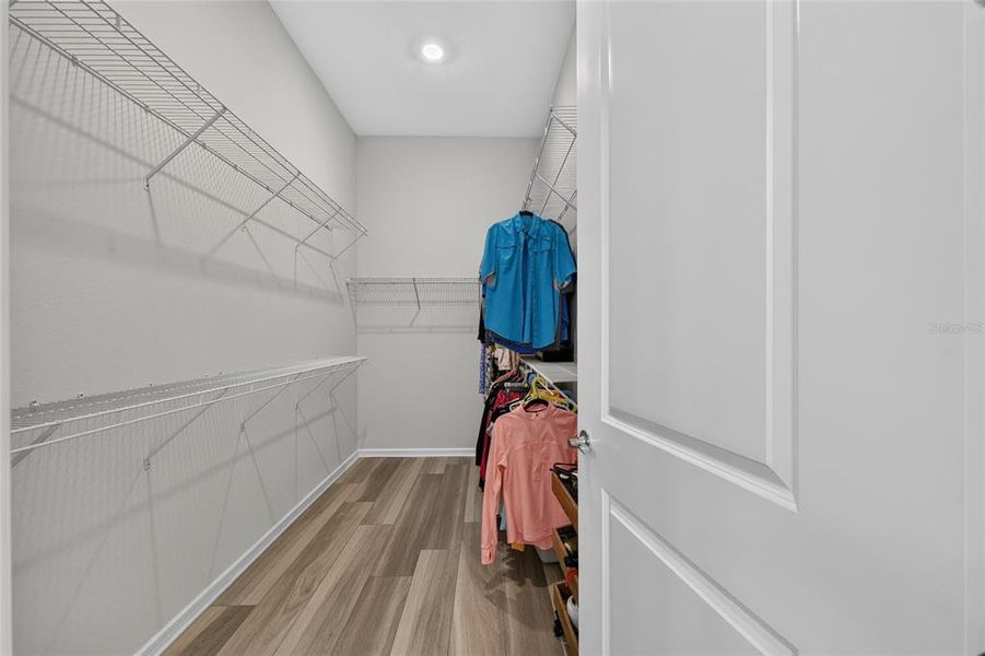 Spacious, unfurnished interior of a new home in , Ocala (Image 21).