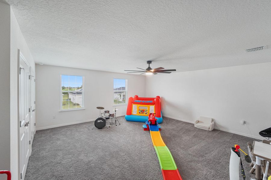 Image 46 of a home in .