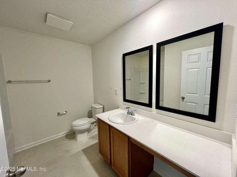 Furnished interior view inside a new home in , Jacksonville (Image 4).