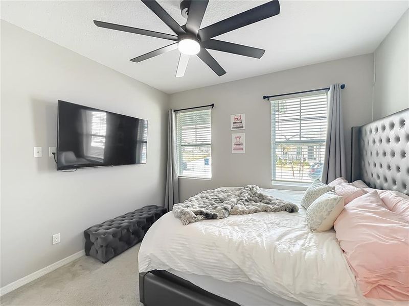 Furnished interior view inside a new home in , Clermont (Image 44).