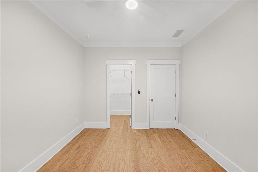 Spacious, unfurnished interior of a new home in , Scottdale (Image 26).