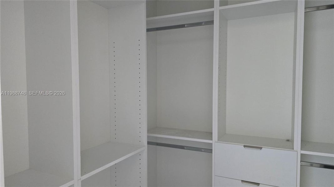 Image 39 of a home in .