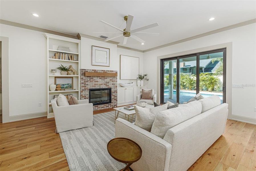 Furnished interior view inside a new home in , Lakeland (Image 17).