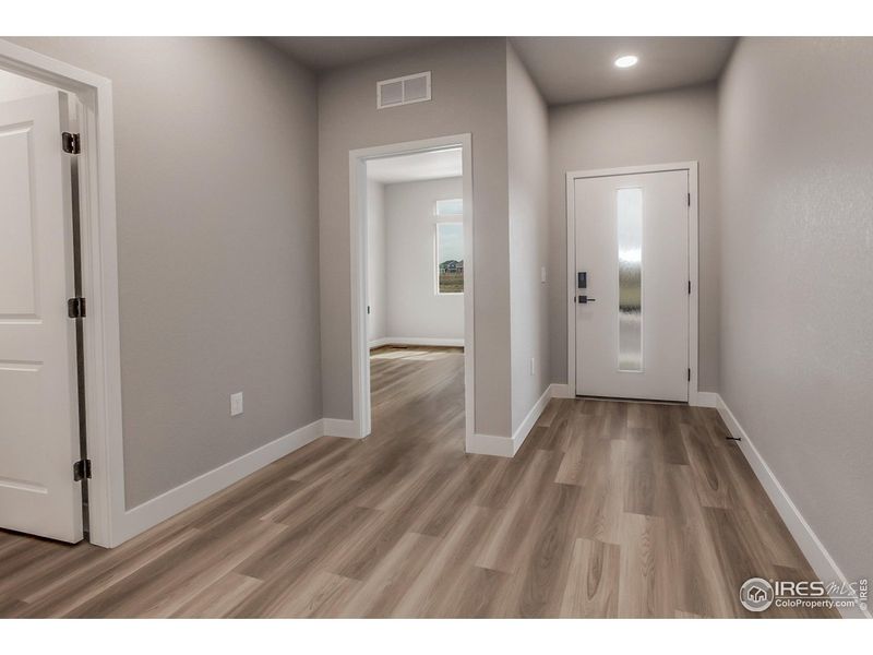 Spacious, unfurnished interior of a new home in , Johnstown (Image 22).