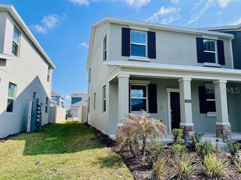 Exterior details and patio area of a home in , Kissimmee (Image 3). Exterior details and patio area of a home in , Kissimmee (Image 3).