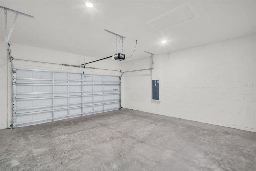 Spacious, unfurnished interior of a new home in Emerald Fields, Hudson (Image 13).