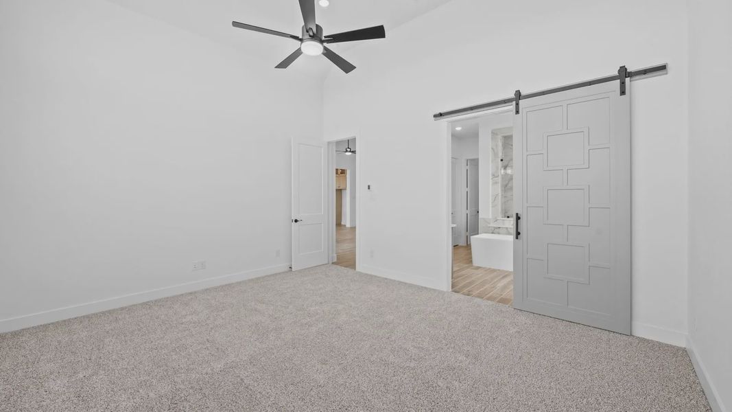 Representative unfurnished interior of a home built from the Rivers by Chesmar Homes in Sofi Lakes, Katy (Image 26).